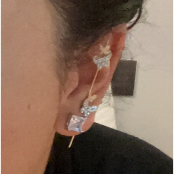 Butterfly Rhinestone Ear Ring - Picture 4 of 5